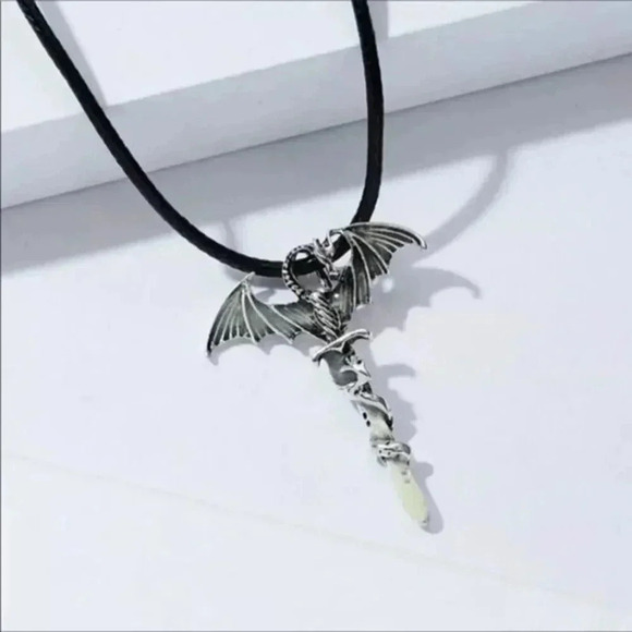 Men’s Dragon & Sword Leather Glow in the Dark Necklace NWT - Picture 2 of 5